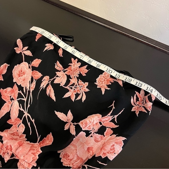 Flynn Skye Amanda Jumper, strapless, backless, floral print, size 2 (S) - Picture 8 of 13